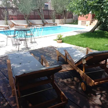Kucica Apartament *