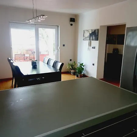 Lägenhet Kucica