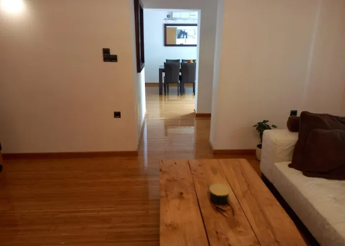 公寓 Kucica 扎达尔